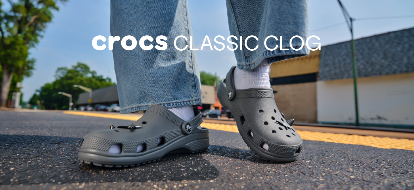 Sandalias Crocs Clasic Clog grises Panamá