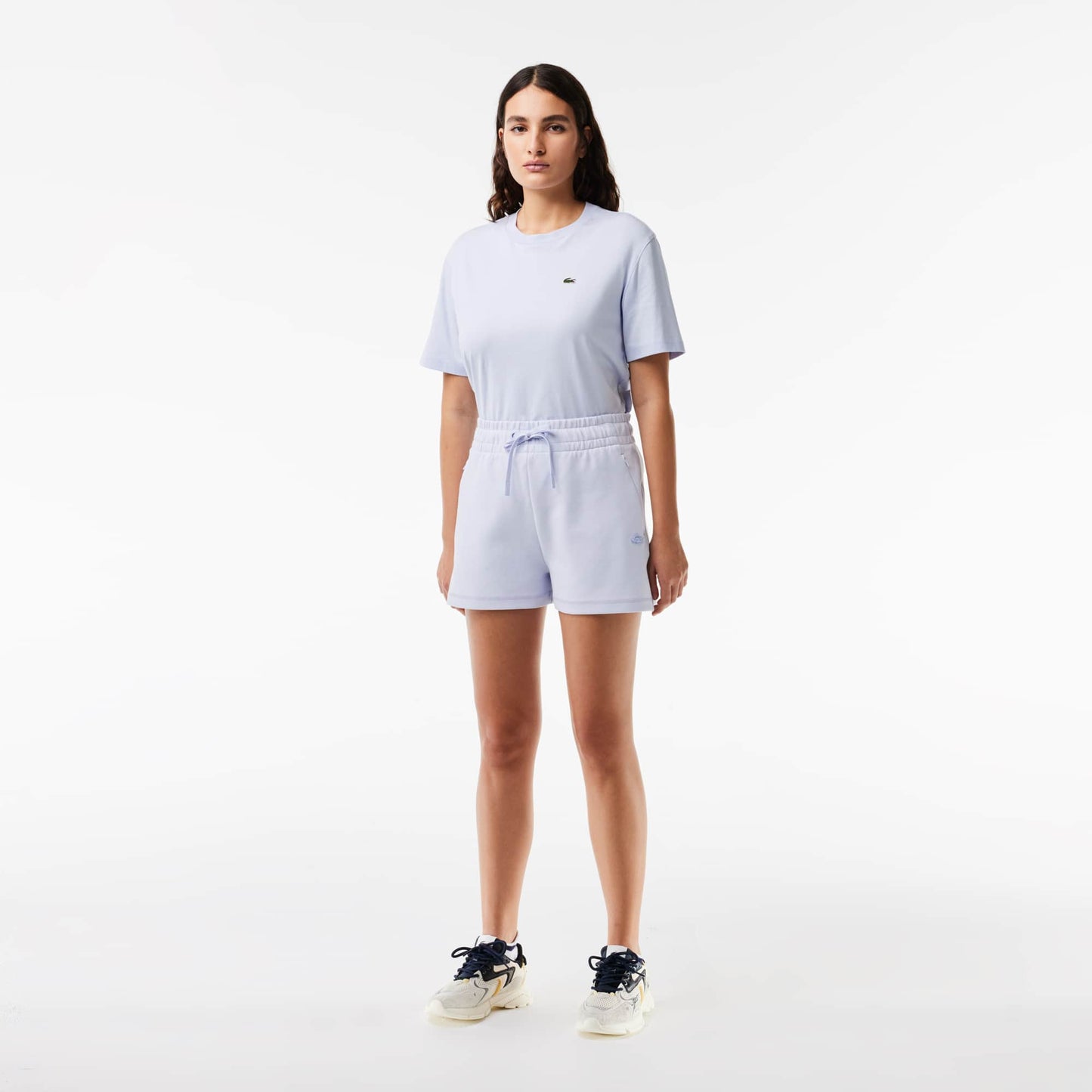 Pantalón corto Lacoste tipo sport para dama