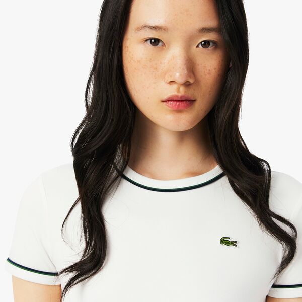 Camiseta Lacoste tipo jersey con vivo en cuello y manga