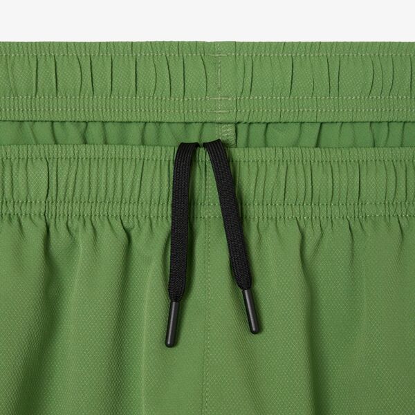 Conjunto Deportivo Lacoste